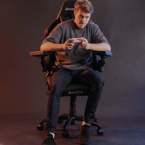 Gaming Chair Adjustable Height with Retractable Footrest, Headrest