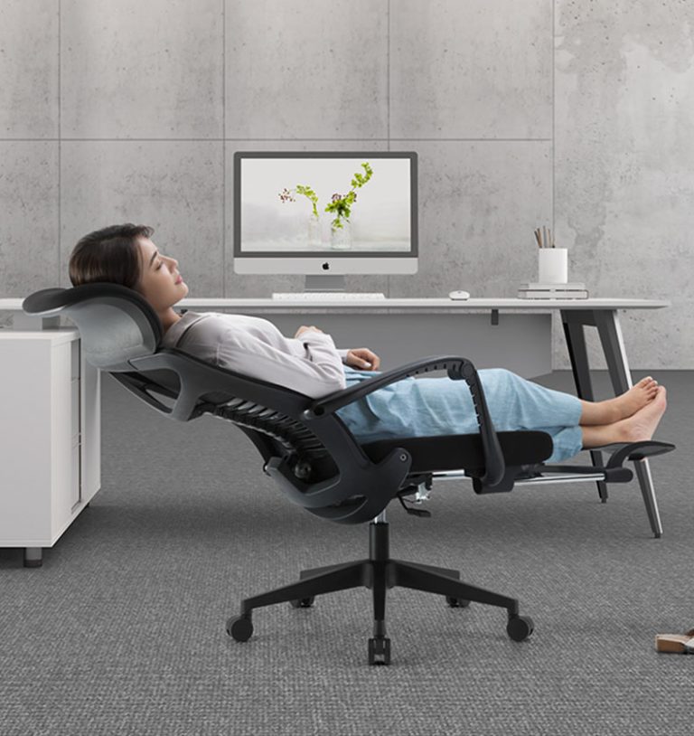 SIHOO Ergonomic Office Chair High Back and Padded with Footrest M81C - Image 3